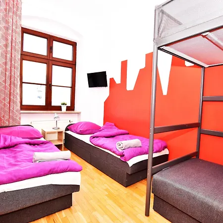 - Prywatne Хостел Вроцлав